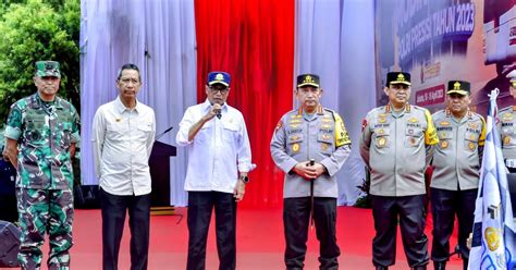 Kurangi Beban Jalan Tol Dan Arteri Kapolri Lepas 434 Bus Mudik Gratis