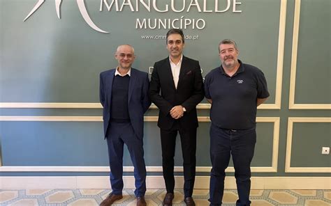 Presidente da Câmara Municipal de Mangualde reuniu o novo diretor