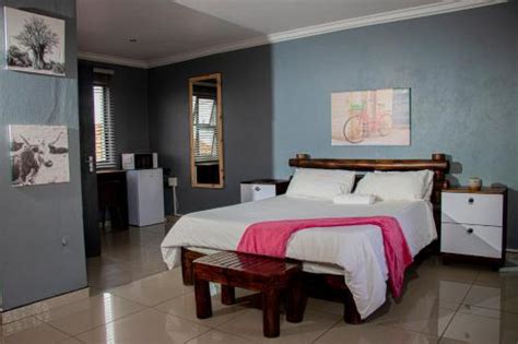 Dandrom Guest House Soweto Updated Prices 2024