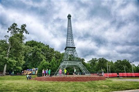 Eiffel Tower - Paris TN - Realistic Object Sculptures on Waymarking.com