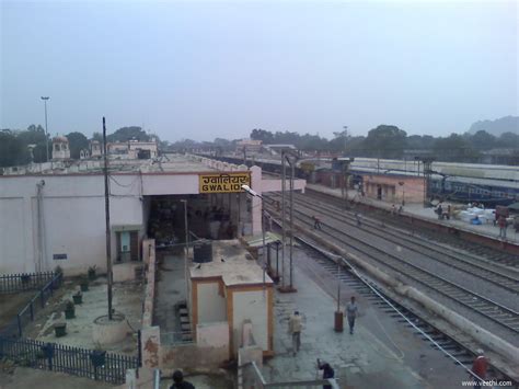 Photo Fullsize: Gwalior Railway Station