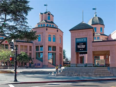 Mountain View City Hall | Architectural Art Glass | K/vR Studio