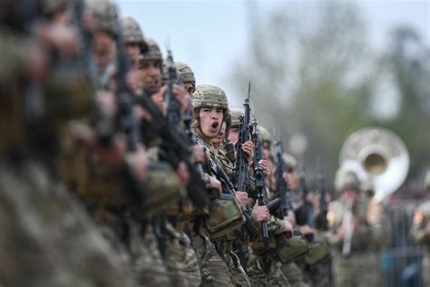 Presidente De La Rep Blica Gabriel Boric Font Encabeza Parada Militar