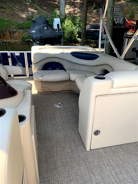 Our Boats & Rates | Tellico Lake Boat Re