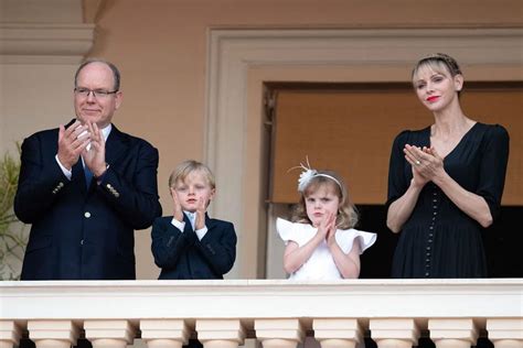 Fürstin Charlène Neue Fotos mit Albert und den Kindern