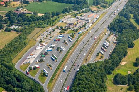 Gelsenkirchen Von Oben Lkw Abstellfl Chen Und Freifl Chen Lager Der