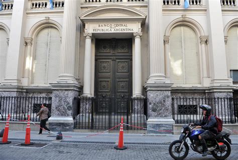 Cierre De Banco Central De Argentina No Es Negociable