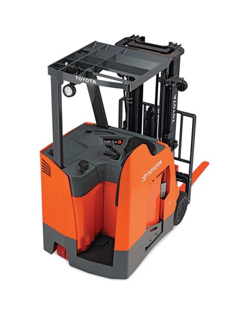 Toyota Stand Up Electric Forklift 3 000 Lbs To 4 000 Lbs Capacity