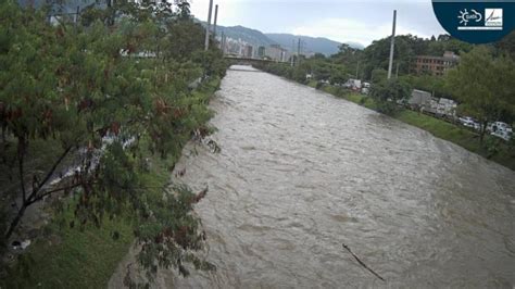 ¡alerta Roja El Río Medellín Está A Punto De Desbordarse Por El