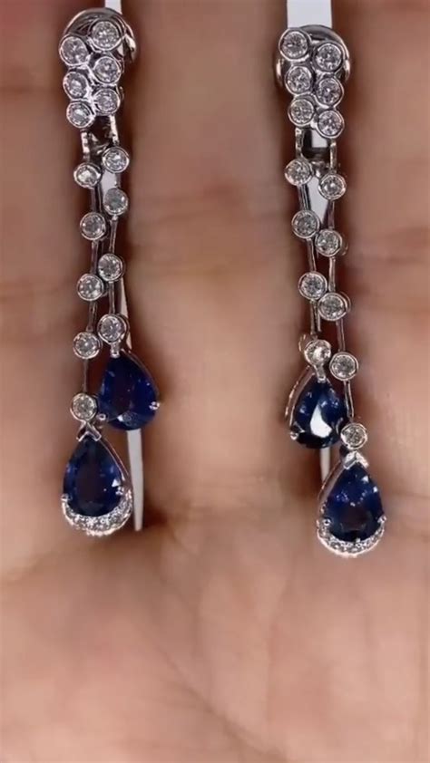 Pin By Seema Rathi On Bracelets Diamond Jewelry Set Diamond Earrings Design Blue Sapphire