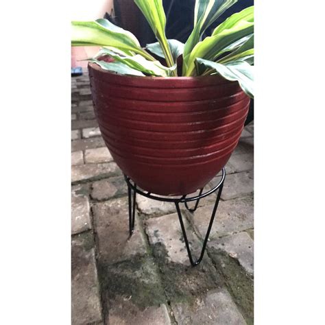 Jual Standing Pot Bunga Besi Dudukan Pot Bunga Minimalis Standing Pot