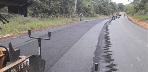 Em Tef Governo Do Amazonas Avan A A Obra De Pavimenta O Da