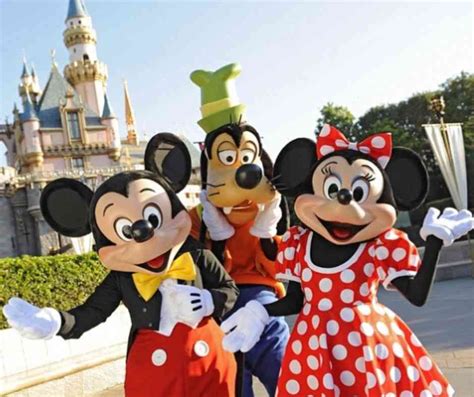 Disneyland Tokyo Tiket Masuk Lokasi Jam Buka Tutup Wahana