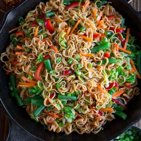 Vegetable Stir Fry Noodles Vegan Vegetarian Peas And Crayons