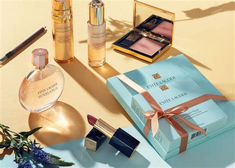 Estée Lauder Product Photo Shoot On Behance Estee Lauder Estee Cosmetic Packaging