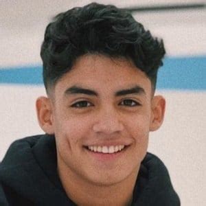 Alejandro Rosario - Age, Family, Bio | Famous Birthdays