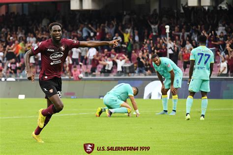 Salernitana Hellas Verona 2 1 Highlights U S Salernitana 1919