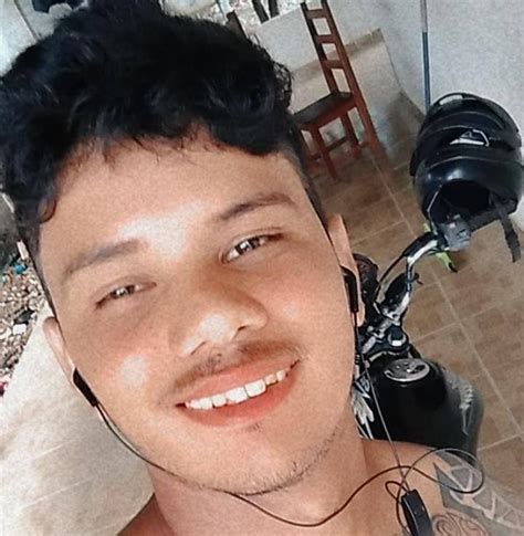 Jovem Morto A Pauladas Dentro Da Pr Pria Casa Em Extrema Distrito De