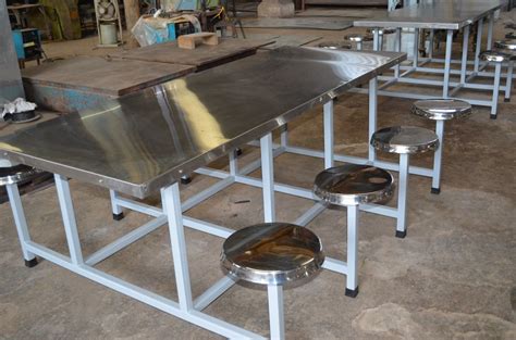 Stainless Steel Canteen Table in Vadodara सटनलस सटल कटन मज