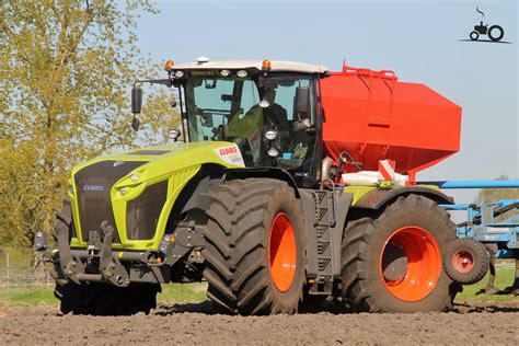 Foto Claas Xerion