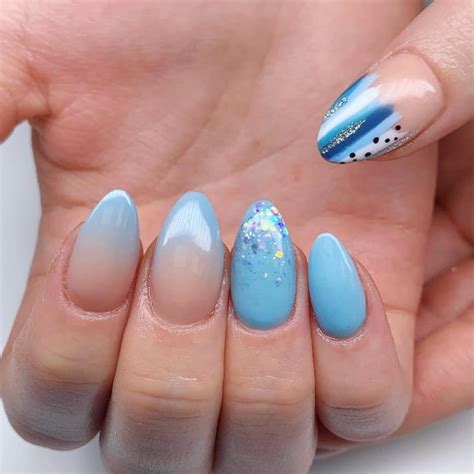 32 Blue Ombré Nails for a Cool Manicure