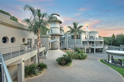 Magnificent Palatial Mansion In Bedfordview South Africa Luxury Homes Mansions For Sale