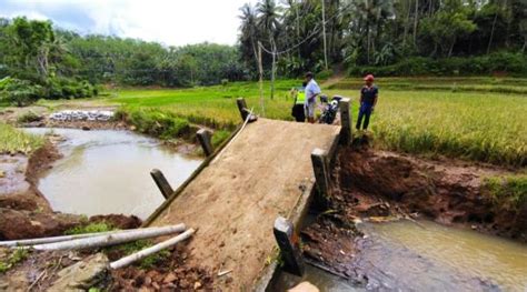 Curah Hujan Tinggi Jembatan Penghubung Antar Kecamatan Di Pangandaran