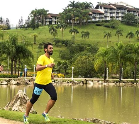 Atleta de Blumenau disputa medalha de triatlo no México