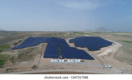 Solar Tracker System Stock Photo 1347317588 | Shutterstock