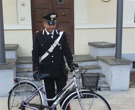 Ladri Di Biciclette A Trino Denunciati Dai Carabinieri I Ladri