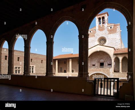 Palacio De Los Reyes De Mallorca Perpi An Francia Stock Photo Alamy