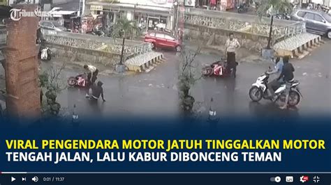 Viral Pengendara Motor Di Bekasi Jatuh Tinggalkan Motor Tengah Jalan