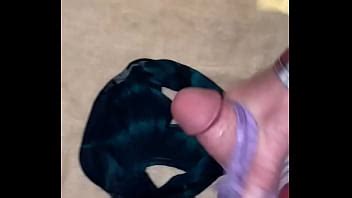 Gozando Na Calcinha Da Esposa Videos Xvideos