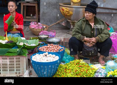 Luang Prabang Morning Hi Res Stock Photography And Images Alamy