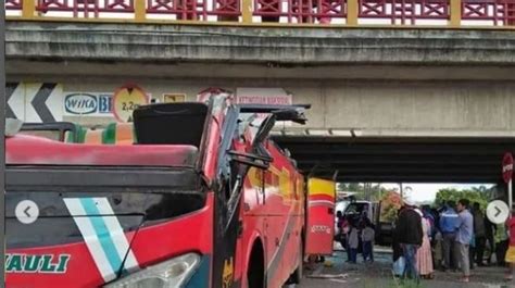 Bikin Merinding Potret Penampakan Bus Usai Tabrak Flyover Yang Cukup