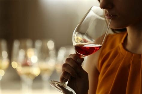 Signs How To Tell If Wine Is Bad Buzzaroundus