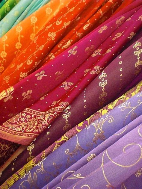 The 25 Best Sari Fabric Ideas On Pinterest Diy Indian Necklace