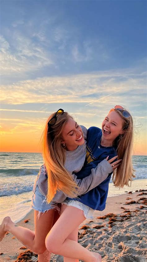 Bestie Beach Poses Beach Aesthetic Beach Pictures Cute Beach