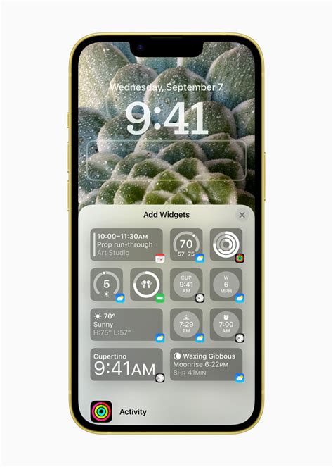 Hello, yellow! Apple introduces new iPhone 14 and iPhone 14 Plus - Apple (IN)