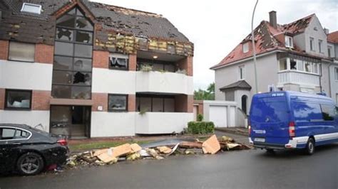 Unwetter Trifft Ostwestfalen Bis Zu Verletzte Presse Augsburg