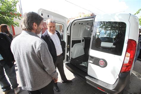 Entrega De Vehículo Utilitario Prensa Gobierno De Mendoza