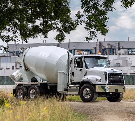 114sd Plus Freightliner Trucks