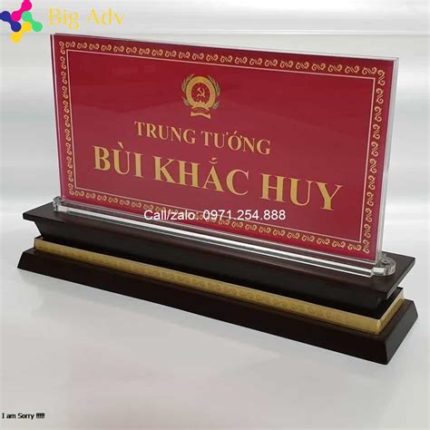 Biển chức danh công an để bàn đẹp sang trọng thẩm mỹ tinh tế