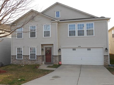 8608 Rockmoor Ridge Rd Charlotte Nc 28215 Mls 3253945 Redfin