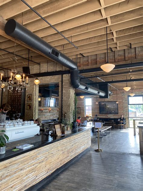 7 Minneapolis Cafes with Amazing Patios | 16ozDays