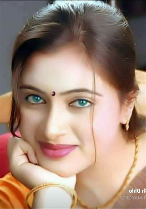 Pin By Rajarshi Adhikary On Real Sweet Look Beautiful Women Naturally