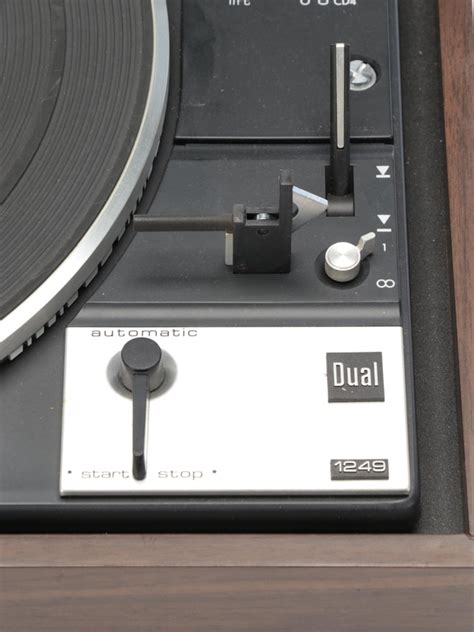 Dual 1249 Belt Drive Automatic Single-Play/Multi-Play Turntable, 1970s ...