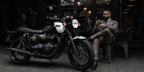 Triumph Bonneville T Black Dgr Limited Edition