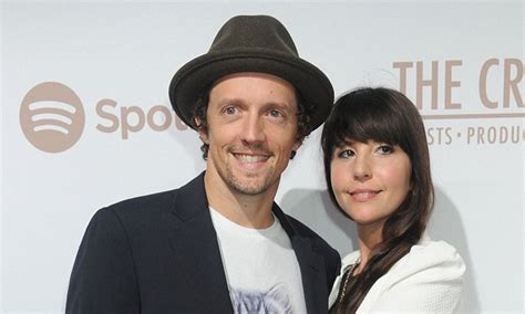 Jason Mraz Reveals Hes Had Experiences With Men