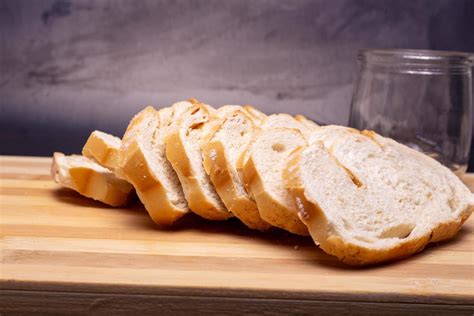 slices of bread 9900669 Stock Photo at Vecteezy